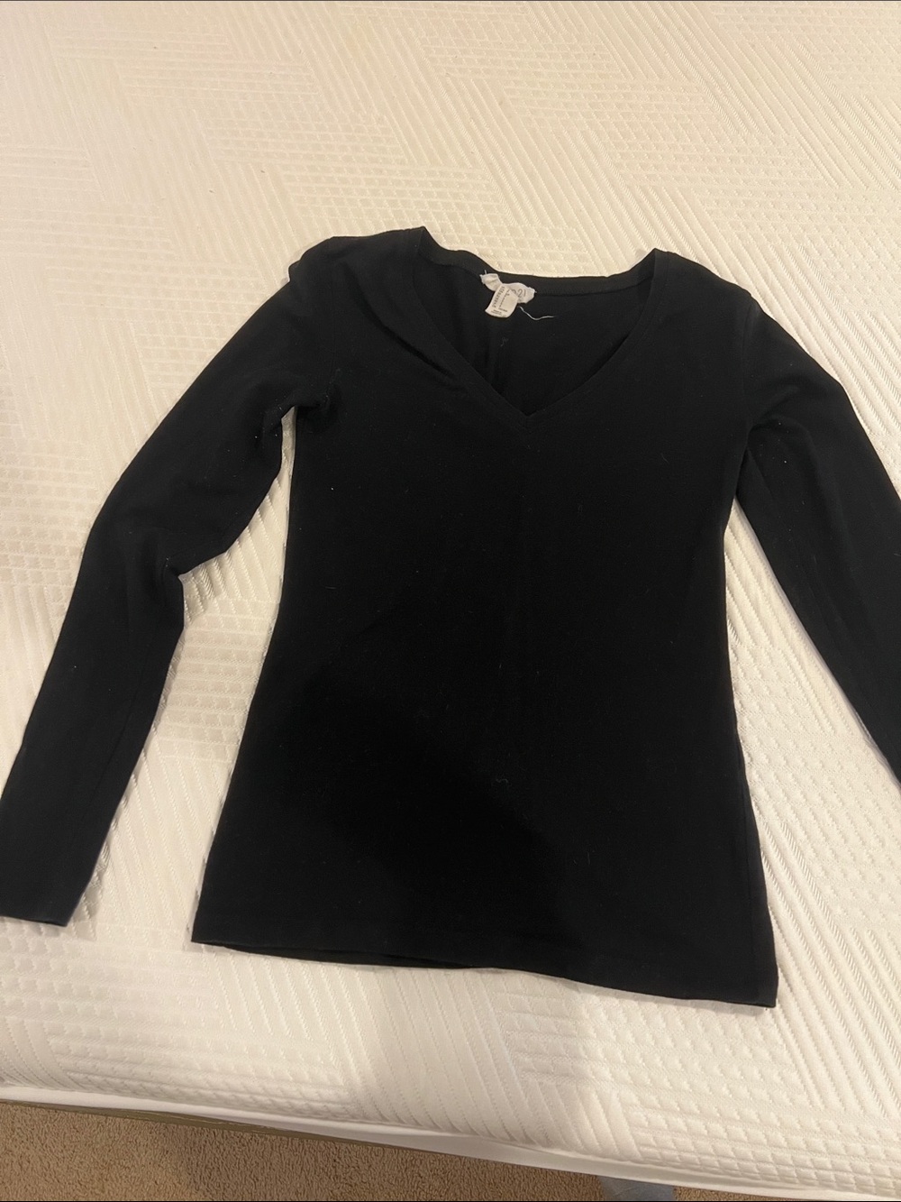 Forever 21 Black V-Neck Long Sleeve Top
